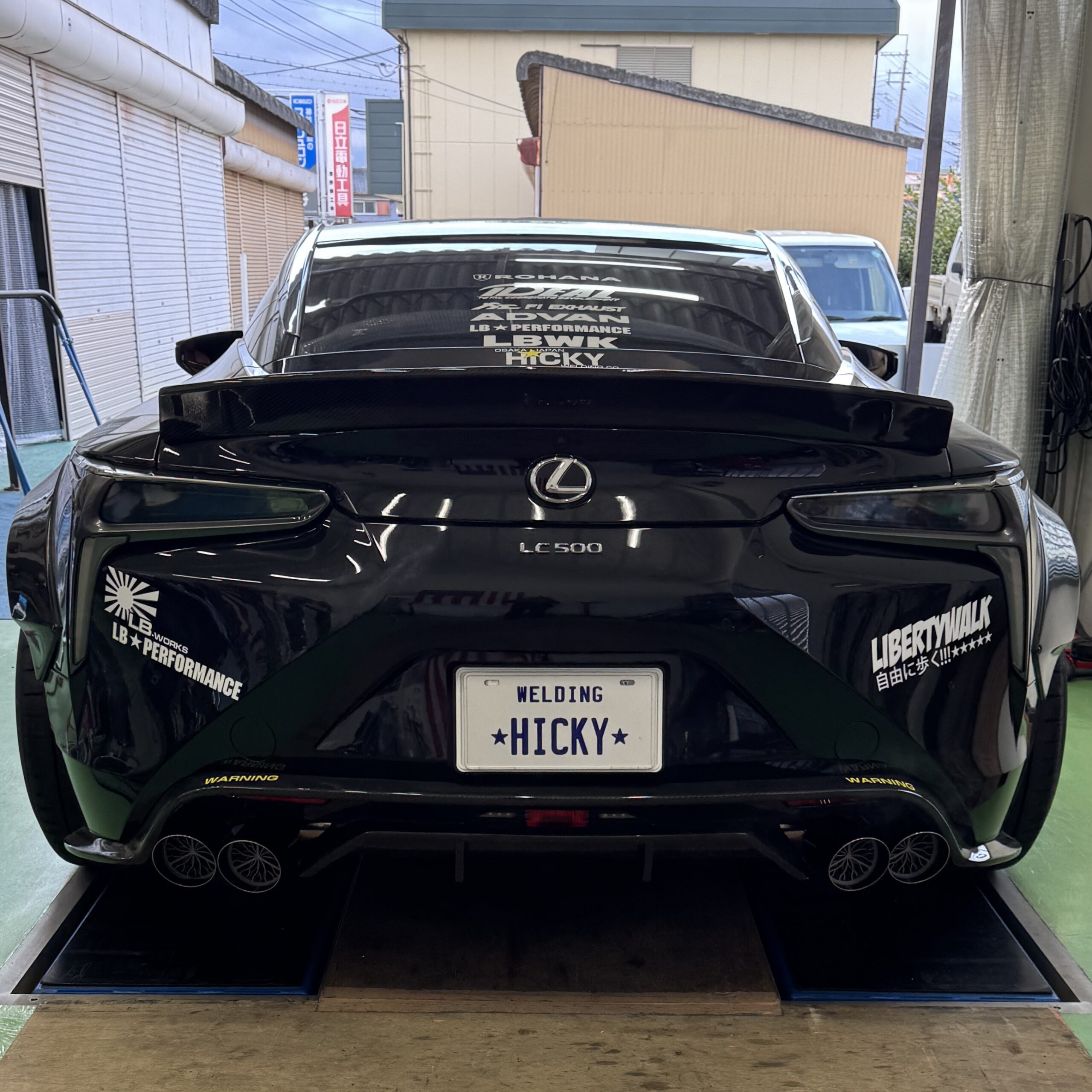 国内初】LEXUS LC500 Zパイプ取付 中間マフラー製作 ブラック