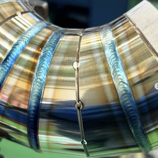 TIG溶接 ビード 青色 HICKY WELDING